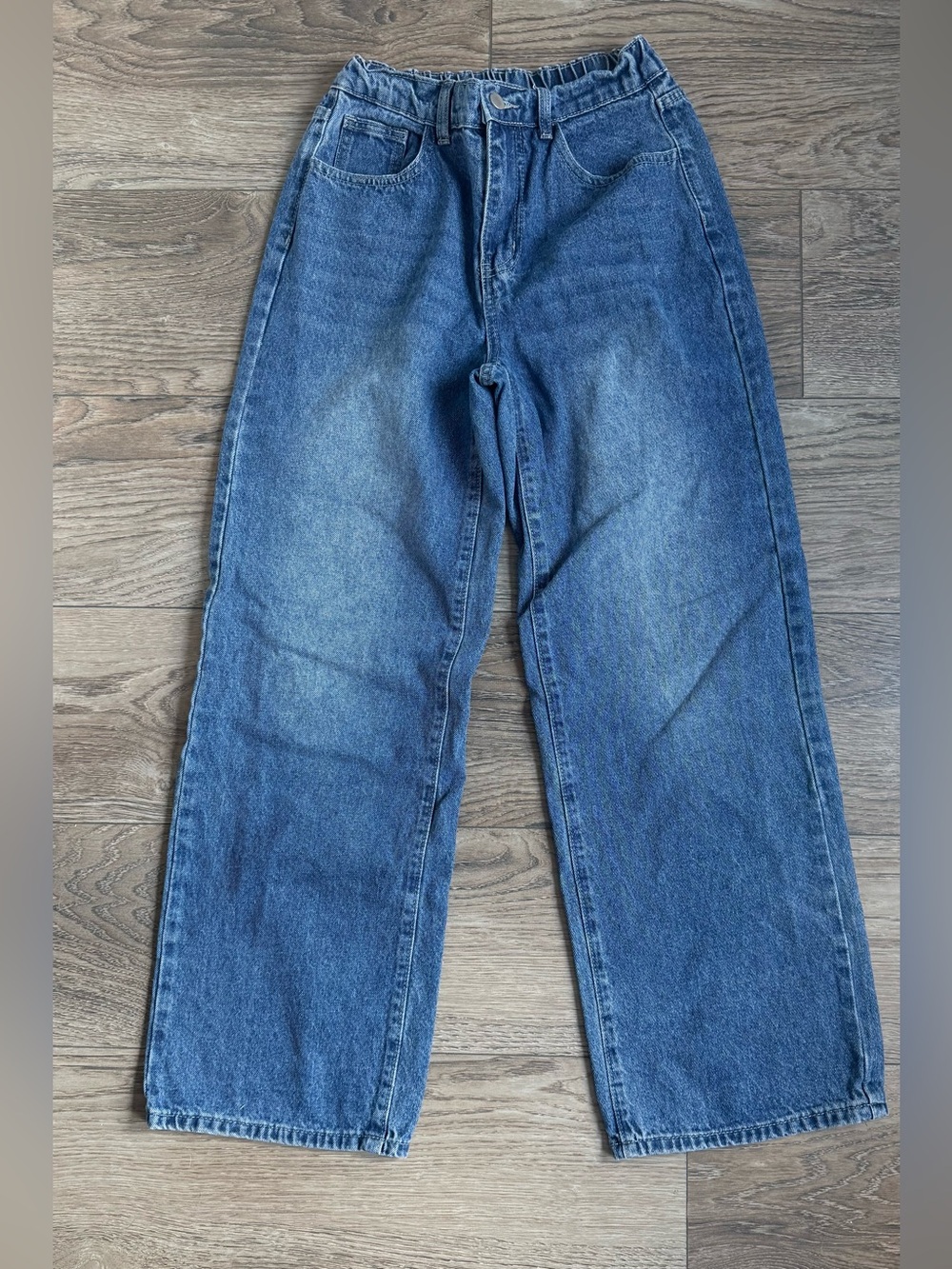 12.  Vintage Style High Rise Relaxed Straight Leg Jeans Small